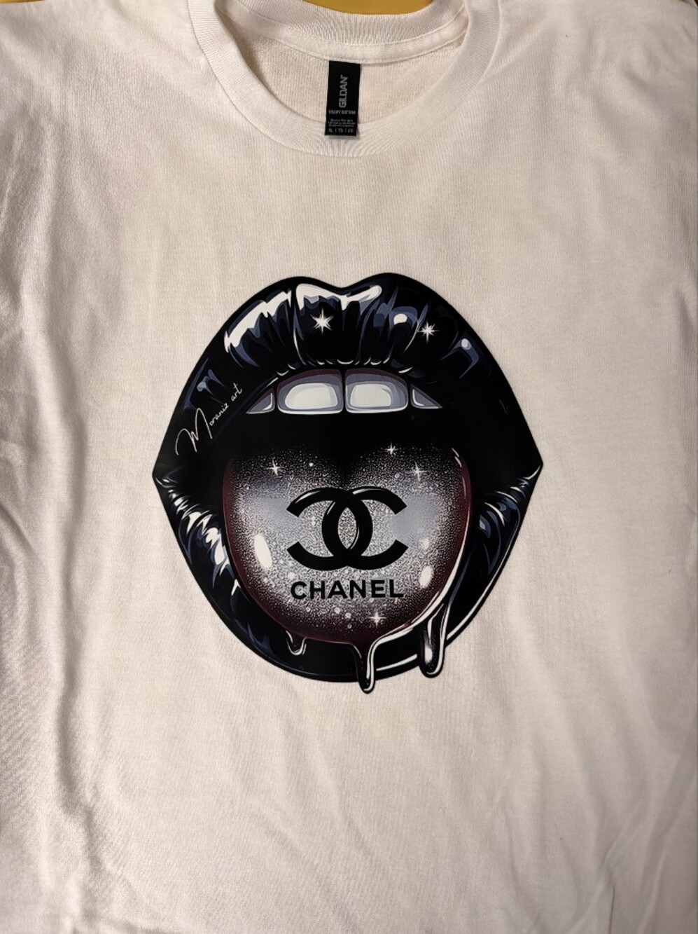 Black and Silver Gloss Lip Logo Tshirt